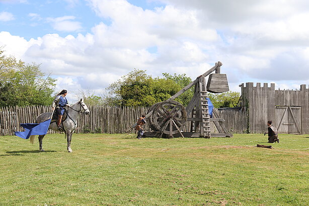 Le spectacle La revanche des machines au Château de Tiffauges