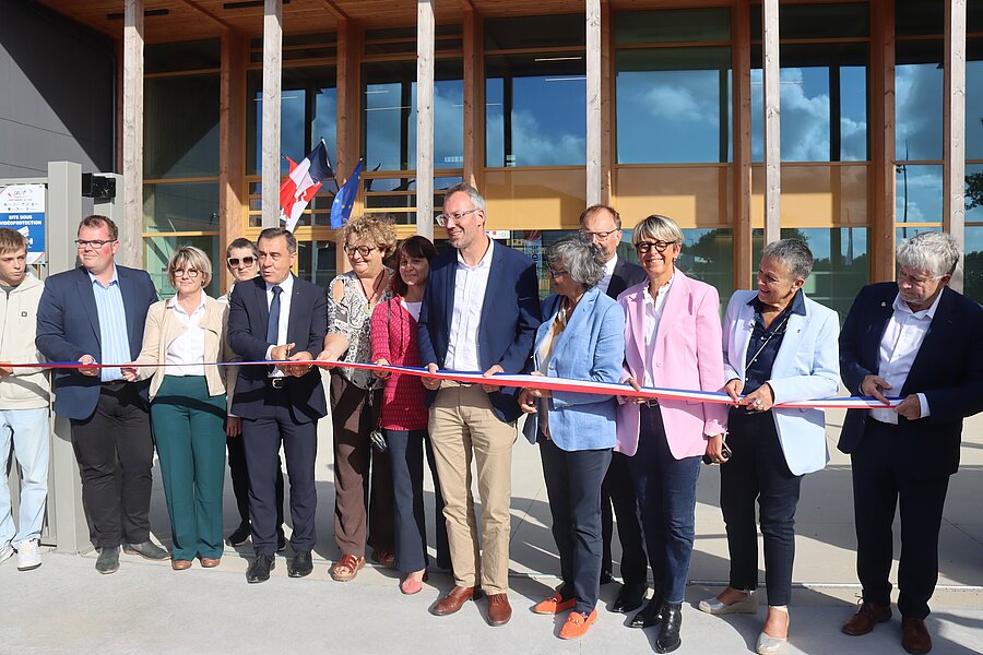 Collège Edmond-Bocquier Collège Edmond-Bocquier