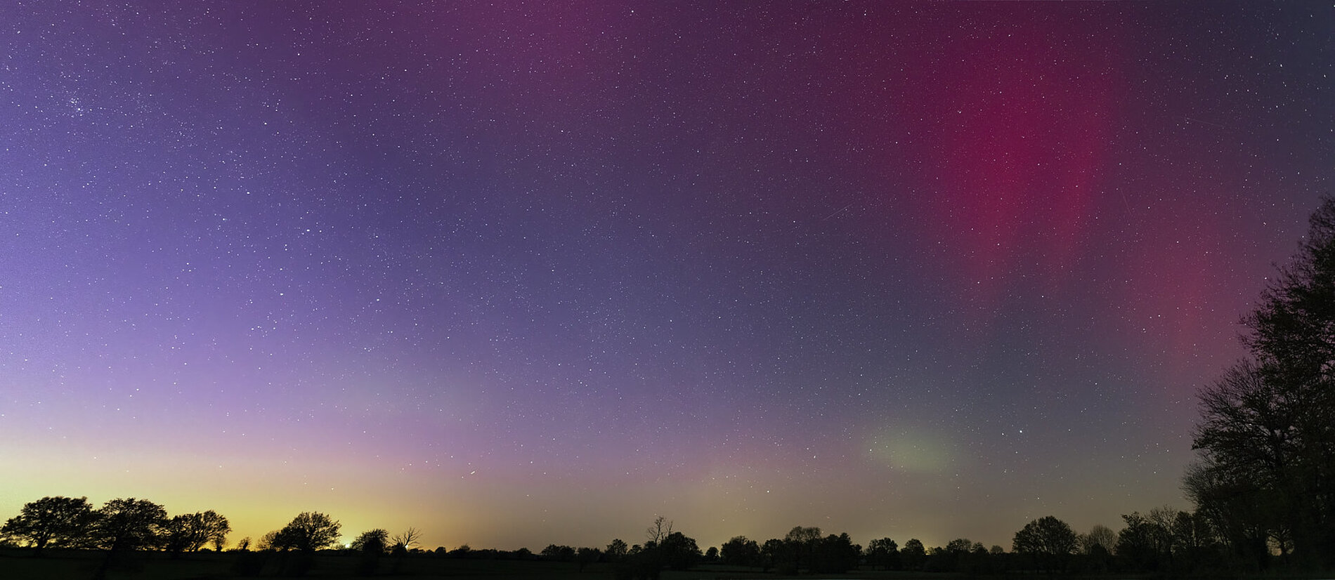 Aurore boréale photographiée en Vendée, dans la nuit du 23 avril 2023.