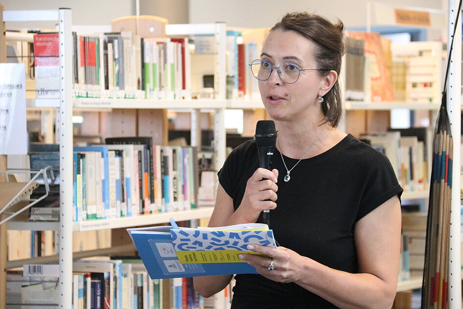 Une intervenante lors de la visite officielle Une intervenante lors de la visite officielle