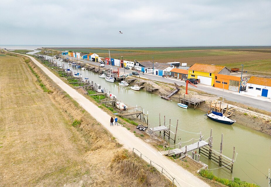 Port des champs - ©Simon Bourcier