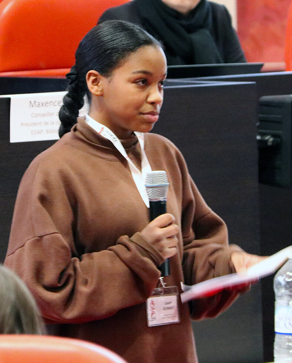 Photographie de Laure Bonnet, présidente du Conseil départemental des jeunes de Vendée, 2022.