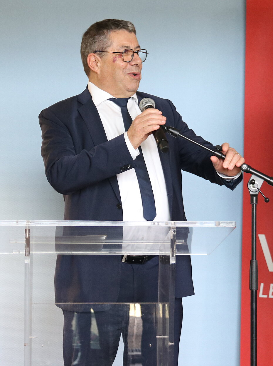 De nombreux élus étaient présents lors de l'inauguration de l'annexe du Foyer Départemental de l'Enfance à Fontenay-le-Comte