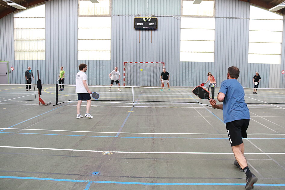 Le pickleball a fait son apparition au sein du club du Racketlon Yonnais Le pickleball a fait son apparition au sein du club du Racketlon Yonnais