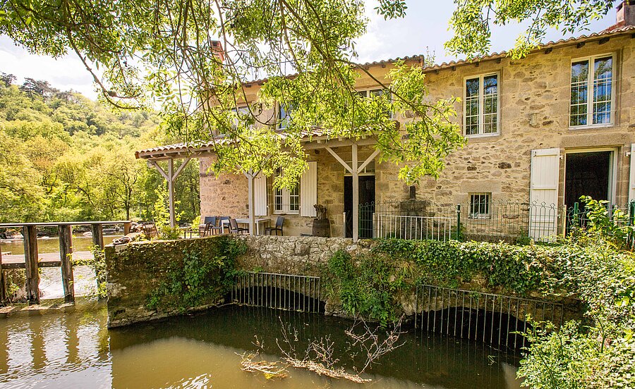 Gîte du Moulin de Pilet à Mortagne-sur-Sèvre Gîte du Moulin de Pilet à Mortagne-sur-Sèvre