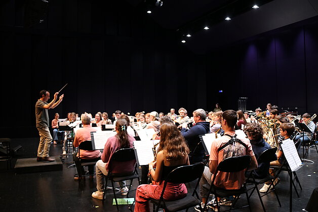 Élèves des conservatoires et des écoles de musque du Département.
